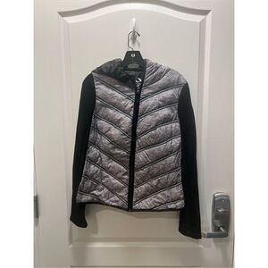 blanc noir Women's Grey and black soft jacket  size S winter fall ski hiking jac